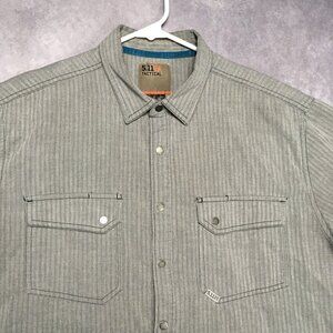5.11 Tactical Mens Shirt size Large Gray Short Sleeve Button Up Flap Pockets‎